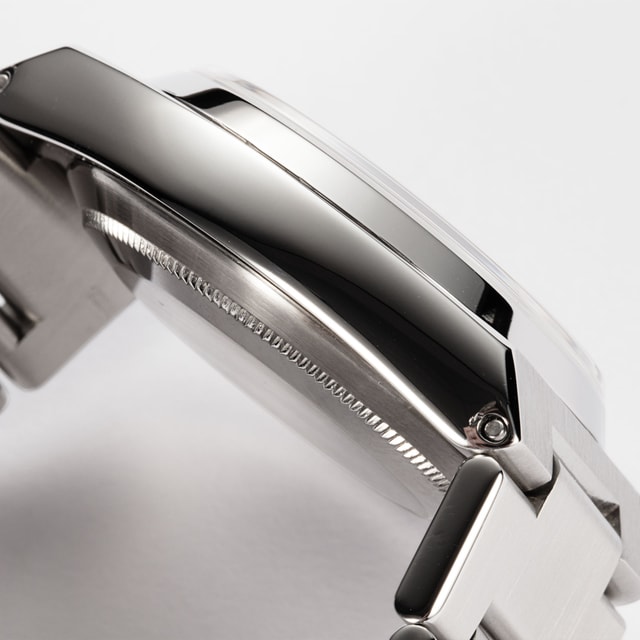 Rolex Oysterquartz Datejust 17000 Image 4